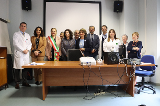 Ancona – Un’auto sanitaria per assistere i bambini oncologici con la terapia del dolore del Salesi